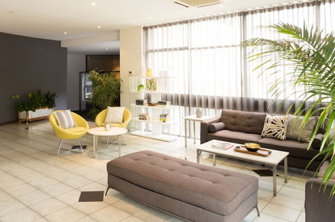 Frontier Darwin Hotel - Redcliffe Tourism 3