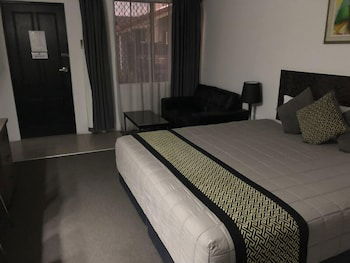 Burke And Wills Motor Inn - Redcliffe Tourism 5