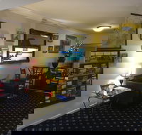 Albury Georgian Motel  Suites - Redcliffe Tourism