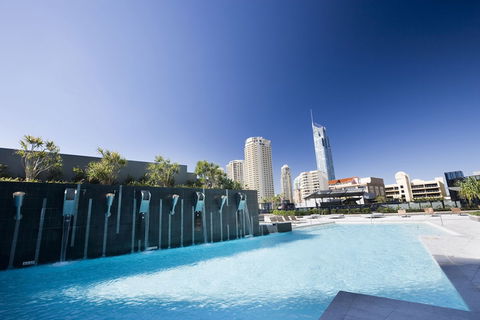 Mantra Circle On Cavill - Redcliffe Tourism 3