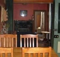McIntosh Cottages - Redcliffe Tourism