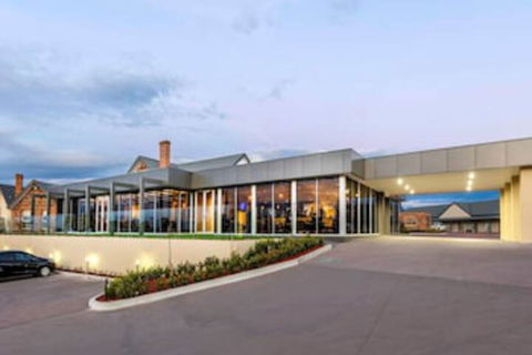 Mercure Goulburn - Redcliffe Tourism 0