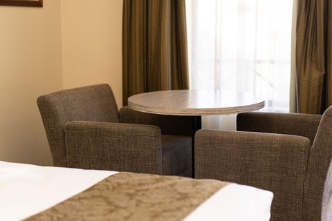 Prince Of Wales Motor Inn - Redcliffe Tourism 2