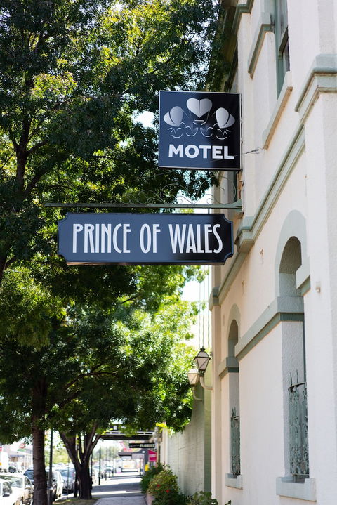 Prince Of Wales Motor Inn - Redcliffe Tourism 0