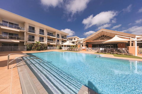Oaks Broome Hotel - Redcliffe Tourism 6