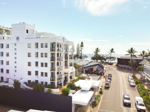 Aegean Apartments - Redcliffe Tourism 3