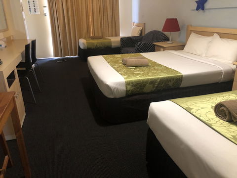 Countryman Motor Inn - Redcliffe Tourism 6