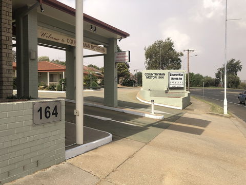 Countryman Motor Inn - Redcliffe Tourism 1