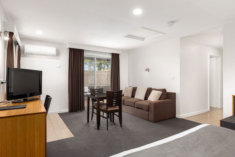 Comfort Inn Silver Birch - Redcliffe Tourism 1