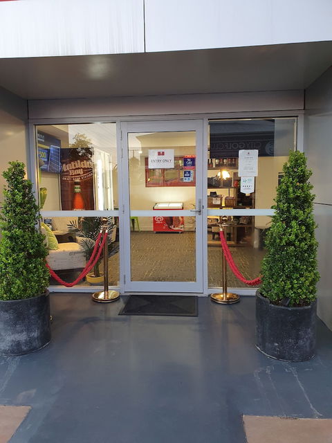 City Golf Club Motel - Redcliffe Tourism 6