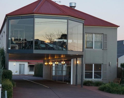 Charles Sturt Suites & Apartments - Redcliffe Tourism 3