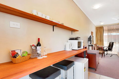 Alexander Motel Whyalla - Redcliffe Tourism 3