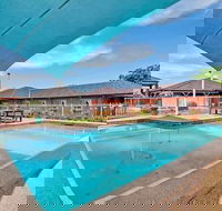 Bushmans Motor Inn - Redcliffe Tourism