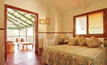 Pinctada McAlpine House - Redcliffe Tourism 3