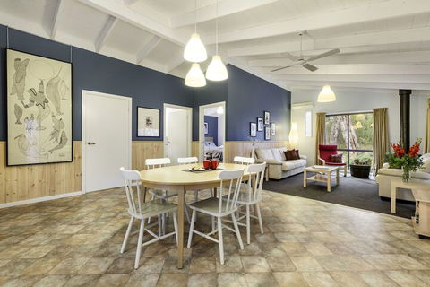 Countrywide Cottages - Redcliffe Tourism 4