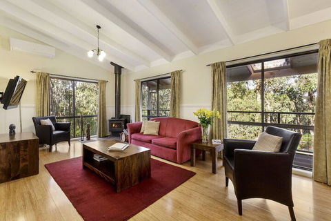 Countrywide Cottages - Redcliffe Tourism 2