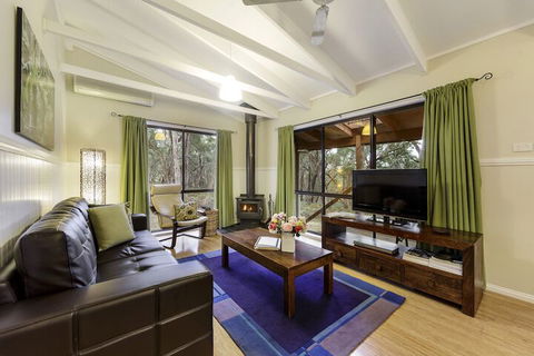 Countrywide Cottages - Redcliffe Tourism 3