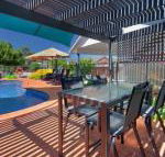 Blazing Stump Motel  Suites - Redcliffe Tourism