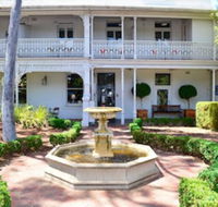 Richmond Hill Hotel - Redcliffe Tourism