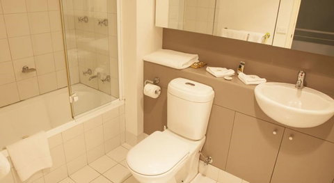 Salamanca Terraces - Redcliffe Tourism 1