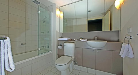 Salamanca Terraces - Redcliffe Tourism 5