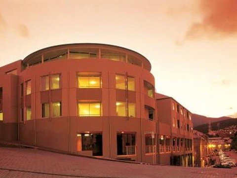 Salamanca Terraces - Redcliffe Tourism 0