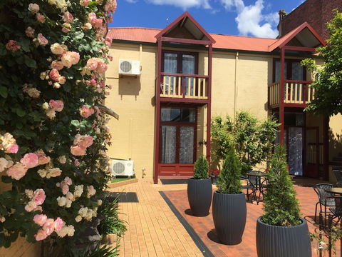 Art Hotel On York - Redcliffe Tourism 0