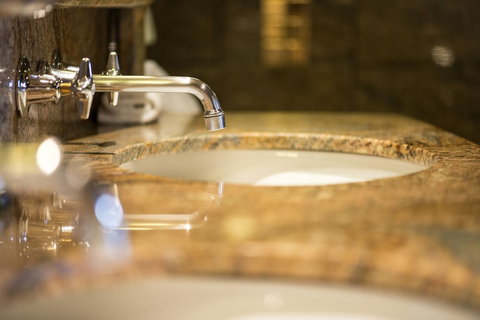 Country Club Tasmania - Redcliffe Tourism 4