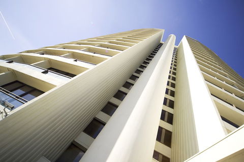 BreakFree Capital Tower - Redcliffe Tourism 1