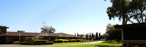 Quality Inn Carriage House - Redcliffe Tourism 4