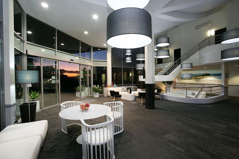 Best Western Plus Apollo International Hotel - Redcliffe Tourism 6