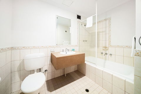 All Suites Perth - Redcliffe Tourism 3