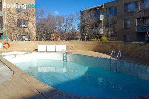 Kingston Terrace Apartments - Redcliffe Tourism 5