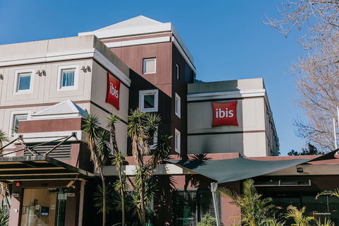 Ibis Newcastle - Redcliffe Tourism 0