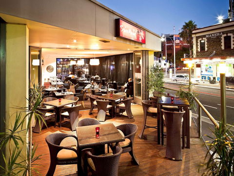 Adelaide Rockford - Redcliffe Tourism 0