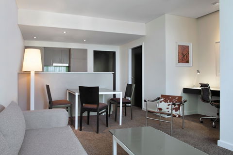 Adina Apartment Hotel Perth - Redcliffe Tourism 5