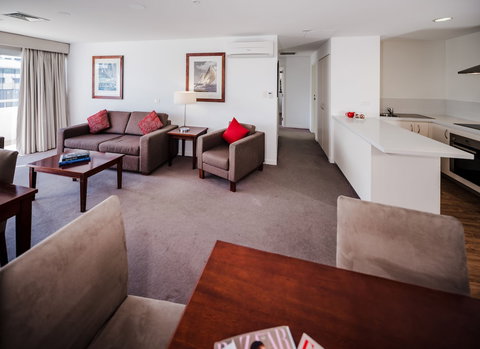 Salamanca Suites - Redcliffe Tourism 3