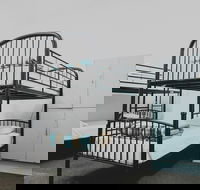 Nomads Brisbane Hostel - Redcliffe Tourism