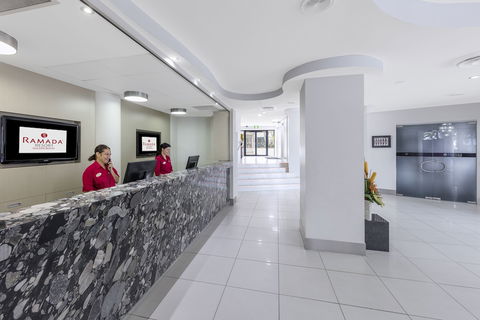 Ramada Resort By Wyndham Golden Beach - Redcliffe Tourism 5