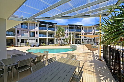 Pavillions On 1770 - Redcliffe Tourism 6