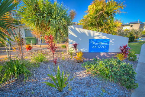 Pavillions On 1770 - Redcliffe Tourism 1