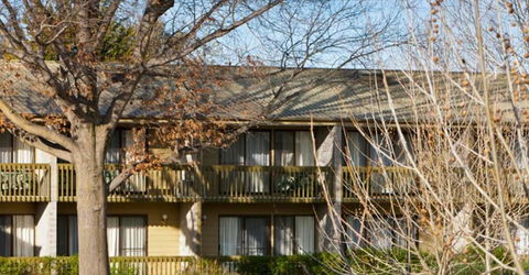 Ibis Styles Canberra Tall Trees - Redcliffe Tourism 0
