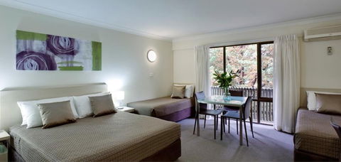 Ibis Styles Canberra Tall Trees - Redcliffe Tourism 2