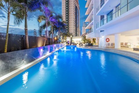 Wyndham Surfers Paradise - Redcliffe Tourism 2