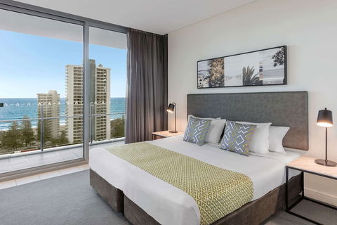 Wyndham Surfers Paradise - Redcliffe Tourism 6