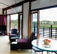Bettenays Accommodation - Redcliffe Tourism