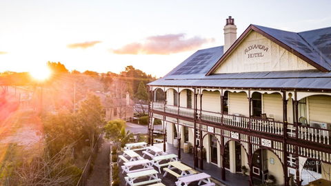 Alexandra Hotel - Redcliffe Tourism 1