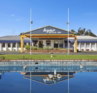 Byer Fountain Motor Inn Holbrook - Redcliffe Tourism