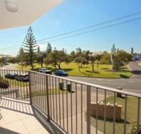 Pacific 1 / 103 - Redcliffe Tourism