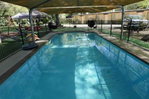 Adina Lodge Holiday Units - Redcliffe Tourism 0